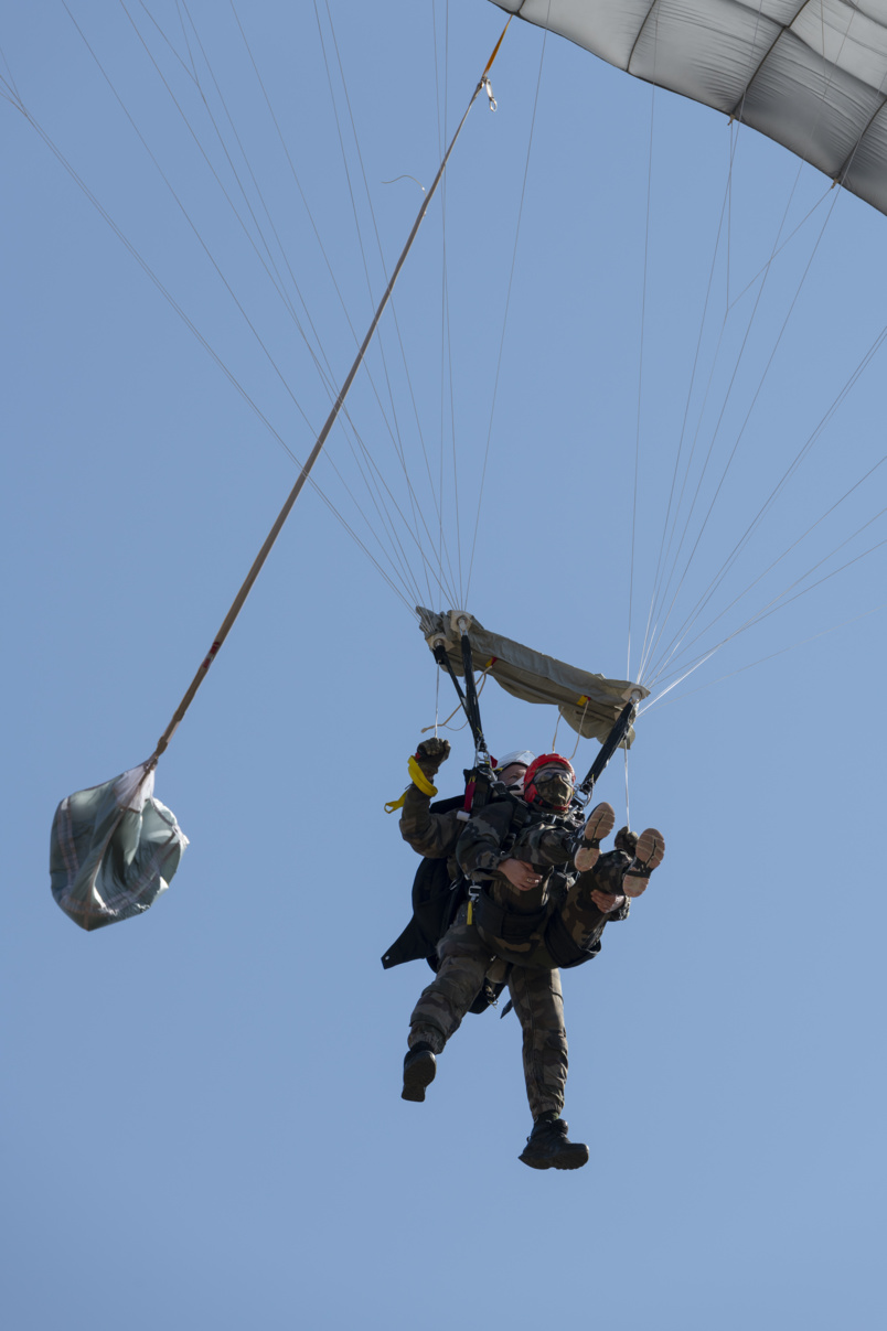 Armée: les paras ont fêté Saint-Michel, leur protecteur