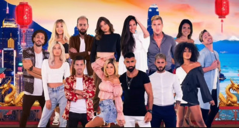 Voici une photo d'une ancienne équipe des "Anges", ce ne sont pas les mêmes candidat.e.s qui sont à La Réunion, mais ils et elles sont de même style