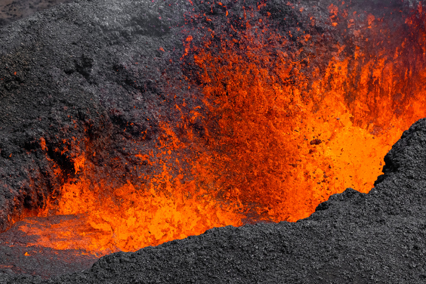 La Fournaise en éruption: photos du volcan