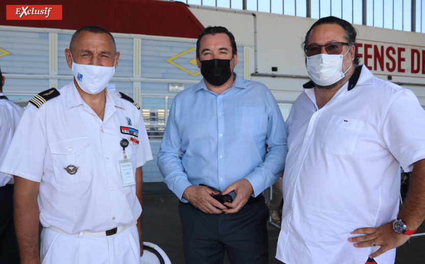 Lieutenant-colonel Sébastien Rivas, commandant du DA 181, Pascal Turonnet, directeur des hôtels Exsel, et Yann Lefebvre, PDG des hôtels Exsel