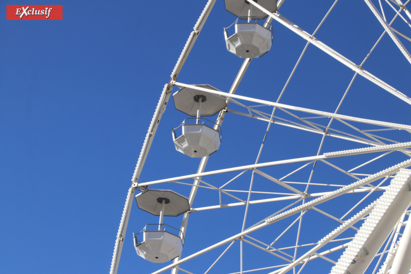 La Grande Roue au Parc de la Trinité à Saint-Denis: photos