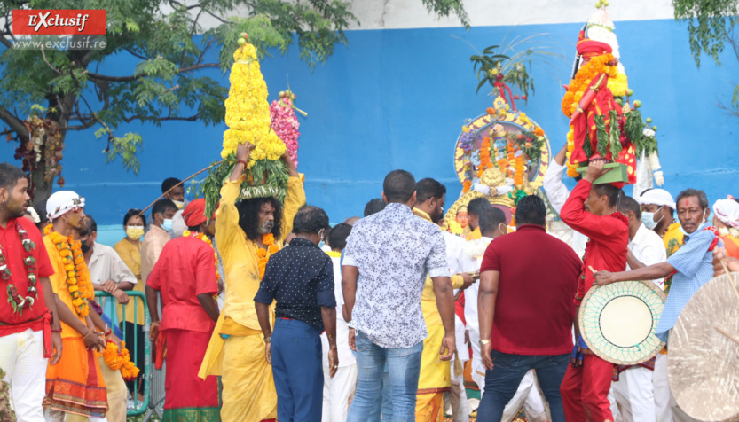 Marche sur le feu au temple tamoul du Chaudron: photos