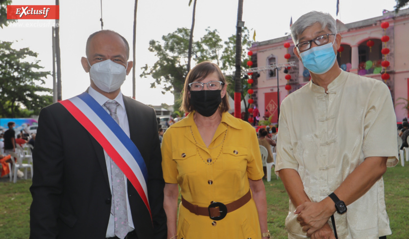 Emmanuel Séraphin, maire de Saint-Paul, Sylvie Cendre, sous-préfète de Saint-Paul, et Michel You-Seen, président de l'AEFC