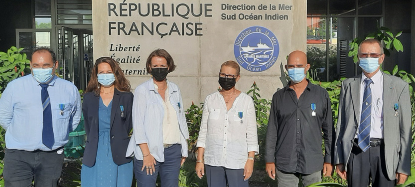 Les filleuls entourés de leurs parrains. De gauche à droite: Thierry Clot, Géraldine Godineau, Emilie Richard, Christine Merrant, Dominique Lozac’h et Bernard Salva