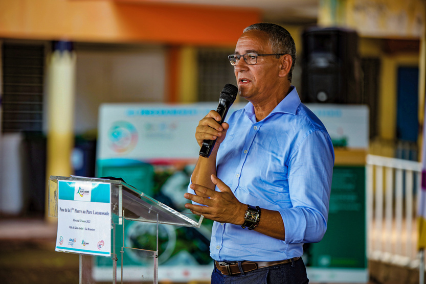 Joé Bédier a expliqué à l'assistance les différentes étapes de cette transformation du centre-ville