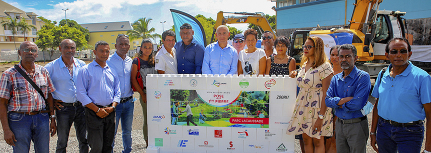 Parc Lacaussade à Saint-André: pose de la première pierre