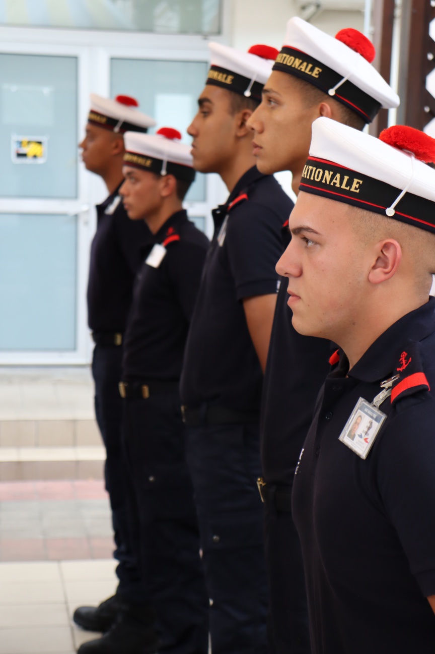 Armée: formation de matelots au Port