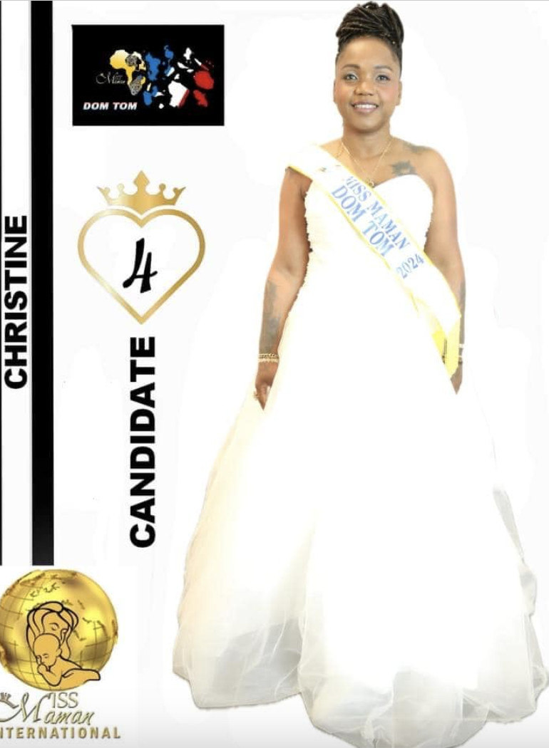 C'est la candidate n°4 de Miss Maman International