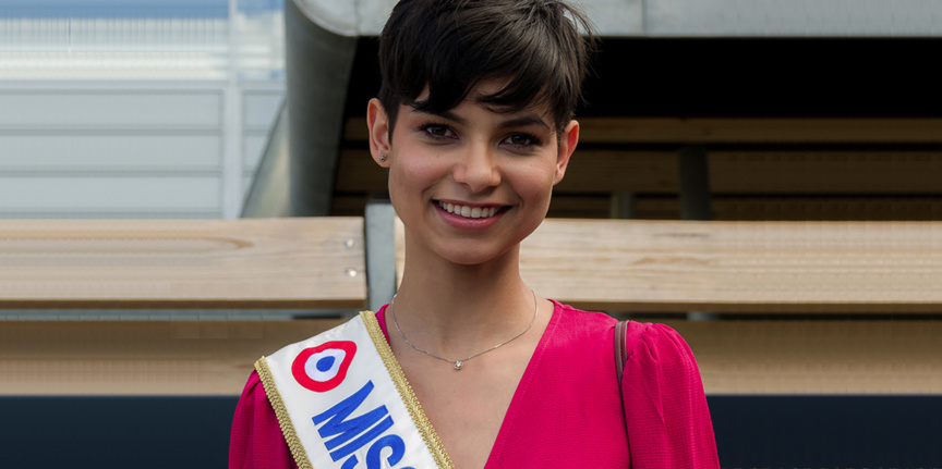 Eve Gilles, Miss France 2024, révèle souffrir d'une maladie rare