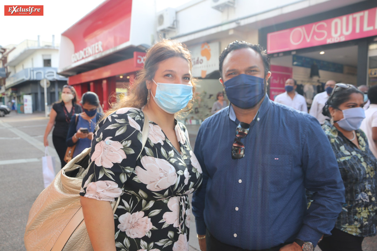 La CCIR distribue des masques aux commerçants du centre-ville de Saint-Denis