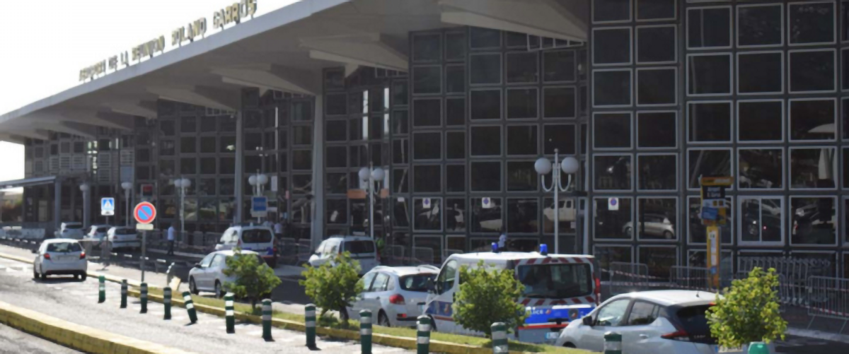 L'aéroport, porte d'entrée du virus...