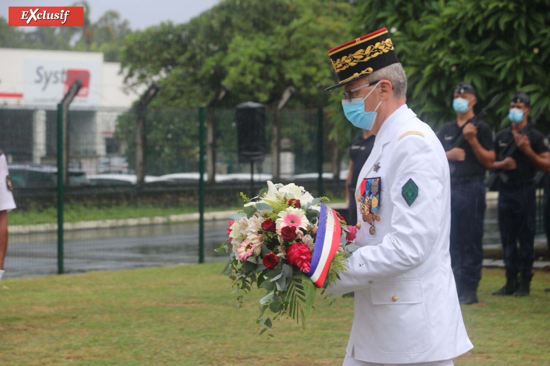 Hommage aux gendarmes victimes du devoir et remise de décorations