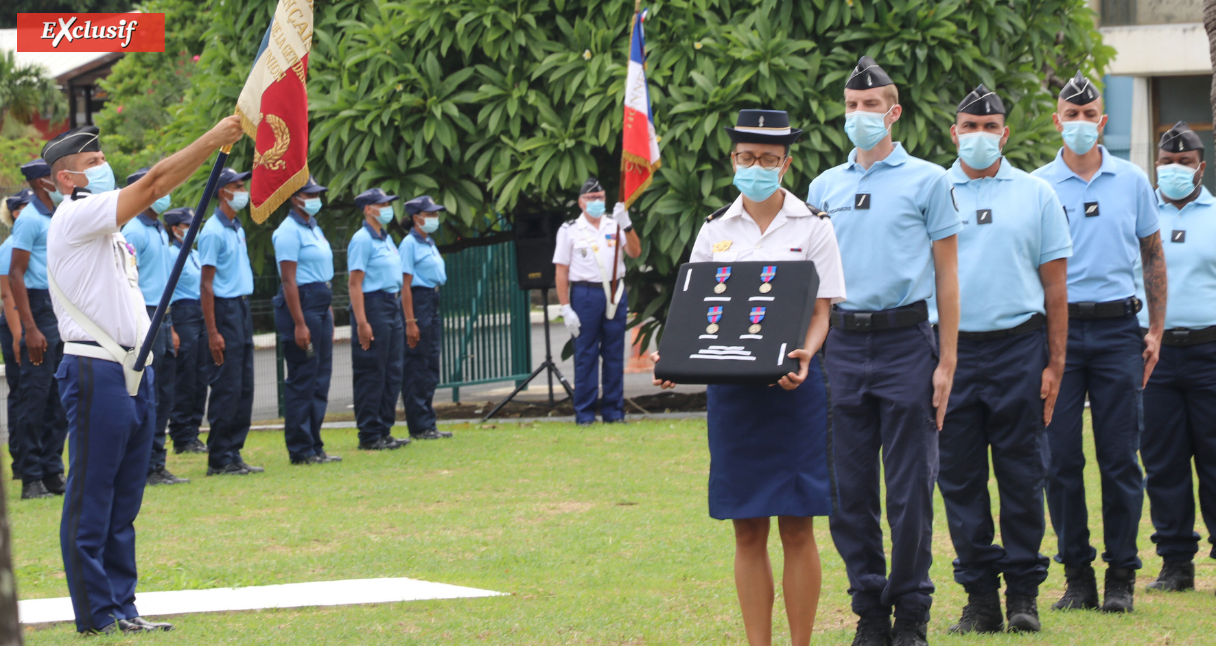 Remise de décorations aux réservistes