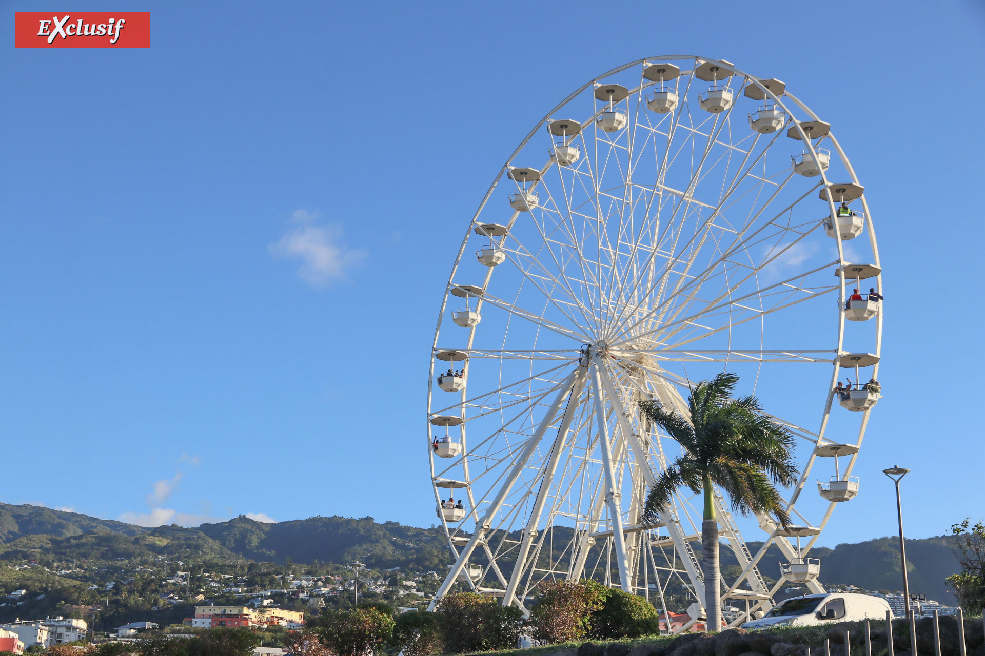 La Grande Roue au Parc de la Trinité à Saint-Denis: photos