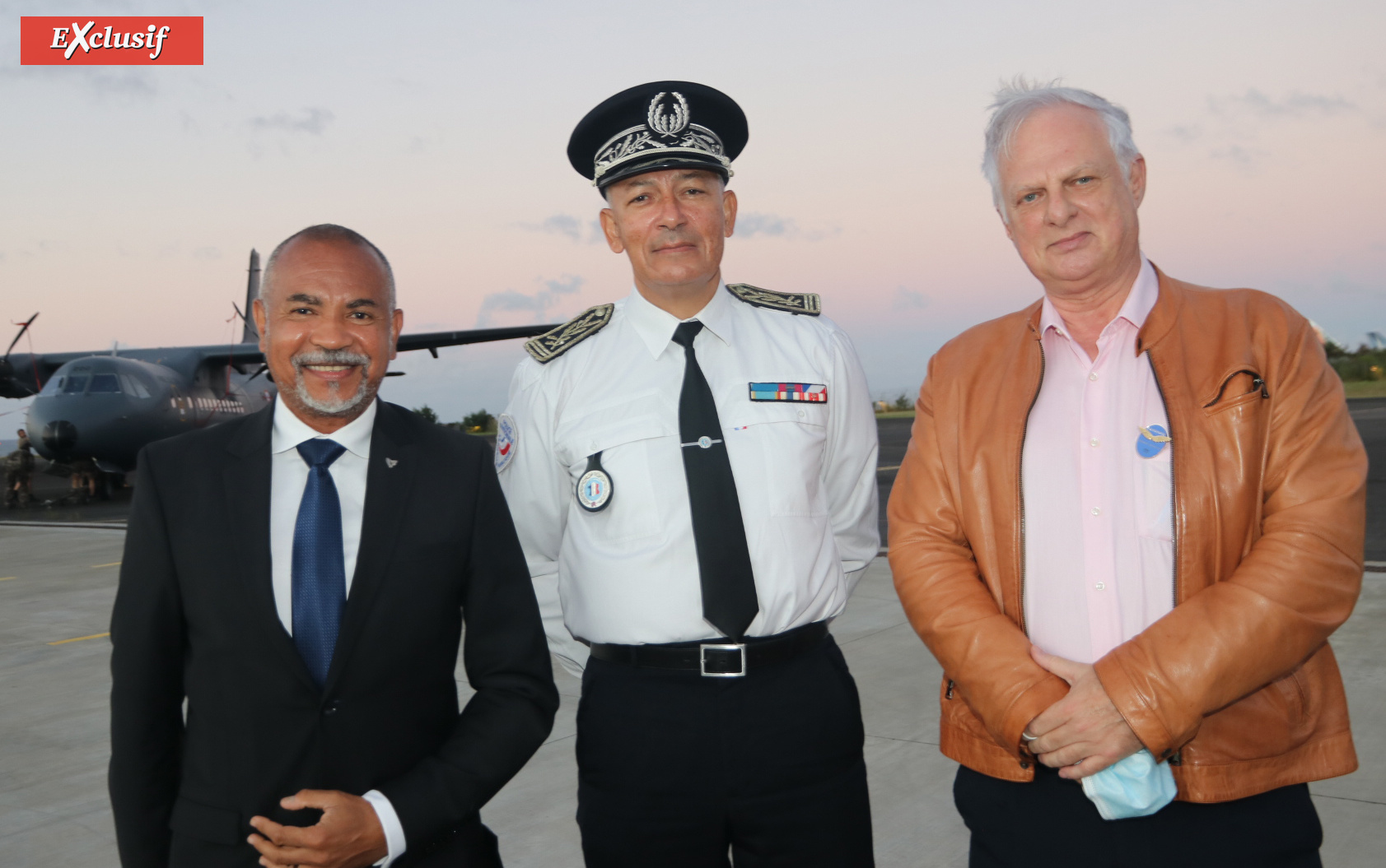 Dominique Dufour, directeur général adjoint Air Austral, Jean-François Lebon, DDSP, et Alain Tissier