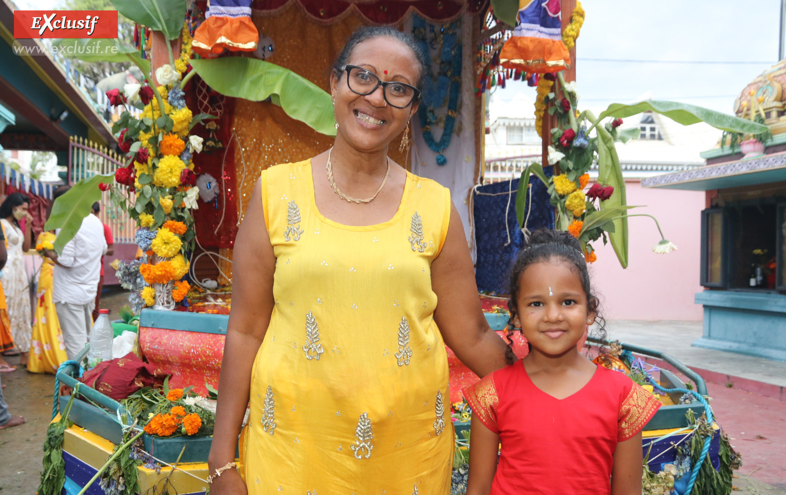 Marche sur le feu au temple tamoul du Chaudron: photos