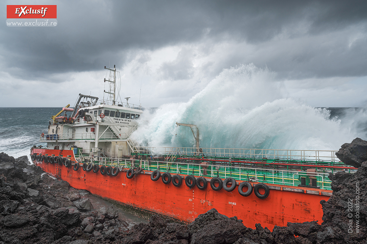 Tresta Star, le bateau échoué à Saint-Philippe