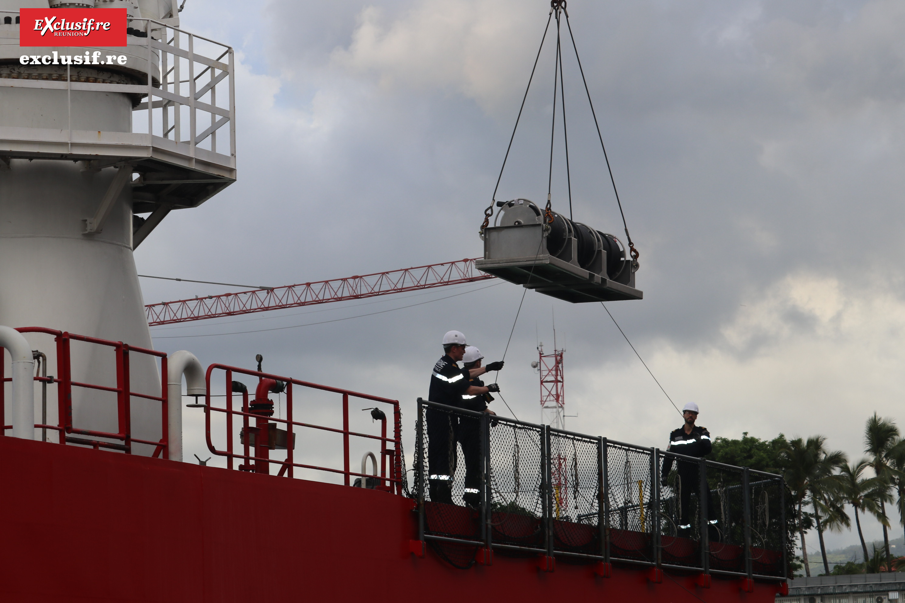 Marine Nationale: l'Astrolabe est rentré au Port...