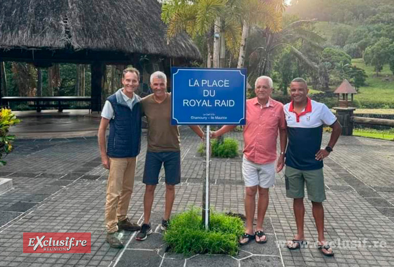 Sur la Place du Royal Raid : Albert D'Unienville, le boss de la manifestation, Jean-Louis Prianon, Jean-Claude Prianon et Armand Sautron, référent du Royal Raid à la Réunion