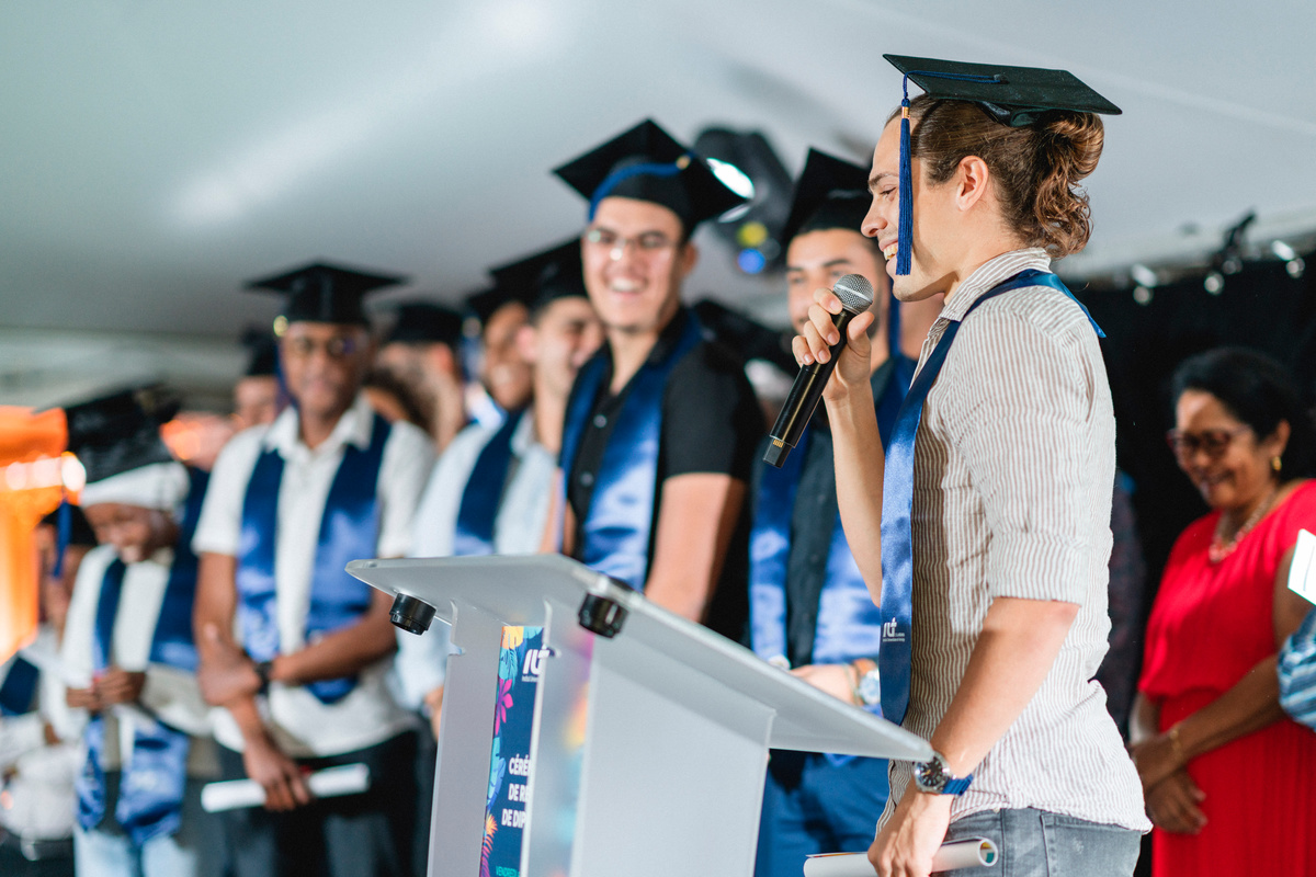 IUT Réunion: premiers diplômés de Bachelor Universitaire de Technologie!