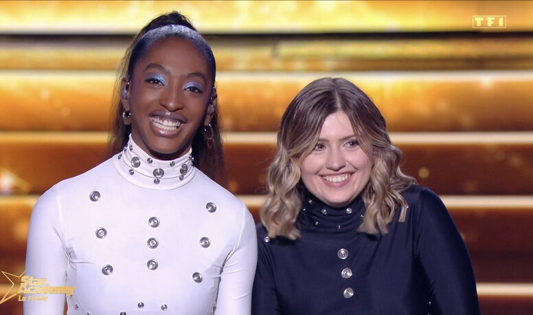 Ebony et Marine juste avant l'annonce des résultats...