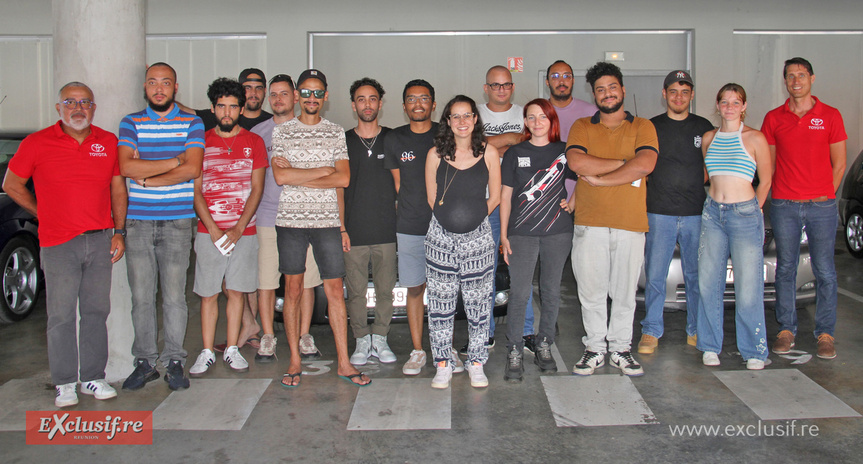 La photo de famille des propriétaires de Toyota présents ce jour-là