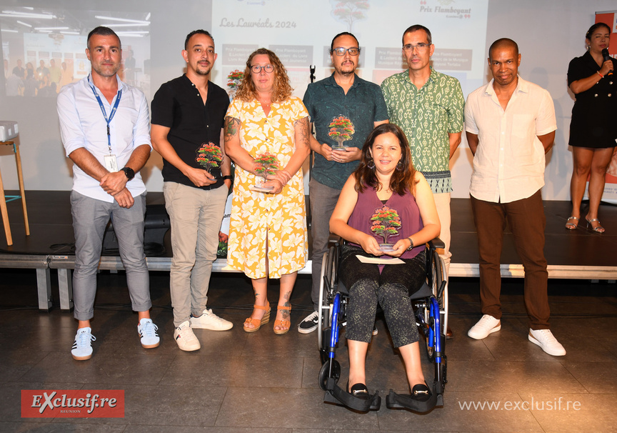 La photo de famille avec les lauréat.e.s