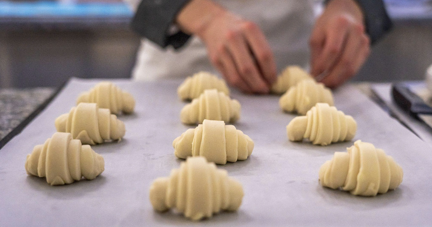 Pas si facile qu'on le croit pour confectionner un croissant...